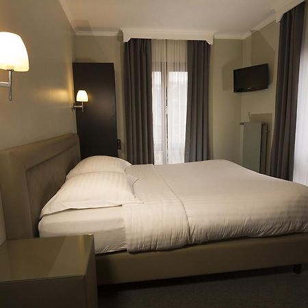 Hotel Le Chantecler Brussels Luaran gambar